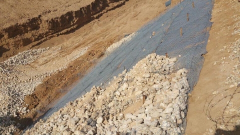 דיפון דופן מזרחית בקינט. צילום:בועז רונן