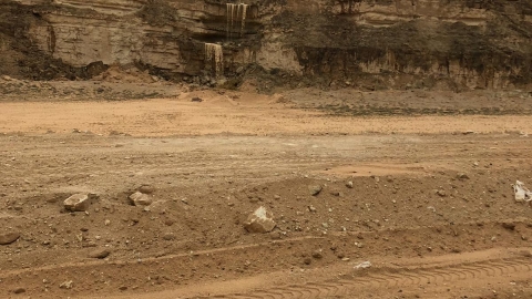 תחילת זרימות לתעלה באזור השטחים החקלאיים בעידן 7.2.19. צילום:גיל סלוין