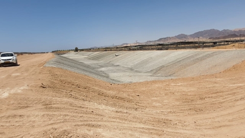 תעלה מדופנת בצמוד לקרנטינה
